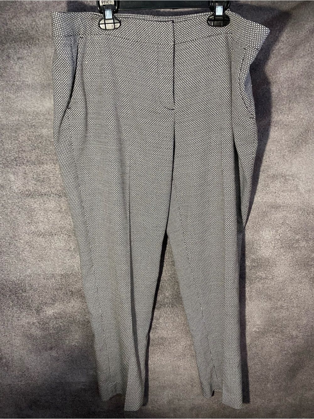 Halogen Taylor Fit Womens Size 12 Ankle Pants
